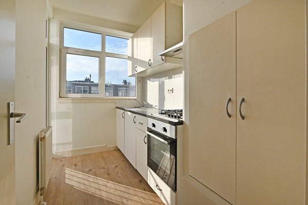 Medium property photo - Loosdrechtsestraat 22, 2574 PM Den Haag